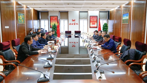 上海雅仕董事長(zhǎng)孫望平一行到訪(fǎng)宜化集團(tuán)(圖1)