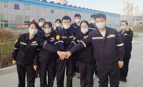 新疆宜化氯堿分廠氯乙烯三班、合成二班榮獲準(zhǔn)東開發(fā)區(qū)安全標(biāo)準(zhǔn)化示范班組稱號(hào)(圖2)