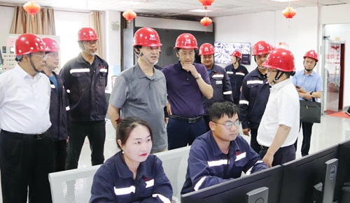 宜昌市政協(xié)主席宋文豹一行到青海宜化、青海黎明走訪調(diào)研(圖1)