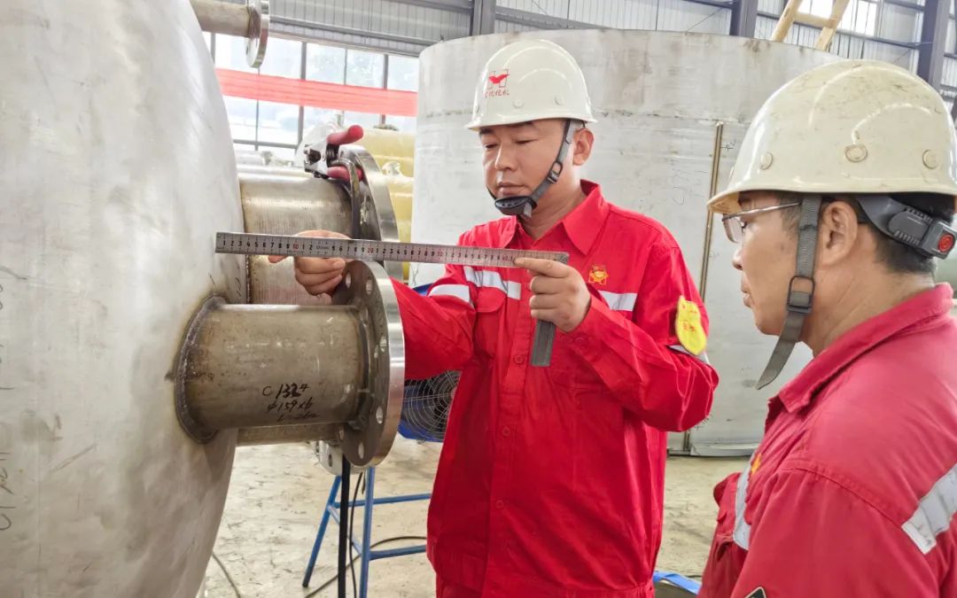 【宜化榜樣】化機(jī)公司杜國圣：加強(qiáng)班組管理，用實(shí)干詮釋擔(dān)當(dāng)(圖5)