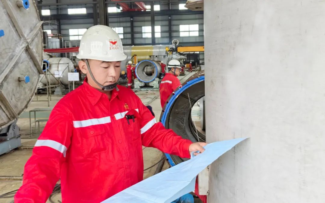 【宜化榜樣】化機(jī)公司杜國圣：加強(qiáng)班組管理，用實(shí)干詮釋擔(dān)當(dāng)(圖4)
