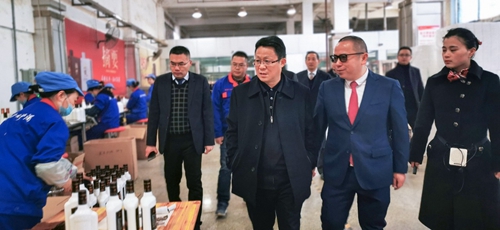王大真帶隊到金沙酒業(yè)調(diào)研并指導2020年預(yù)算工作